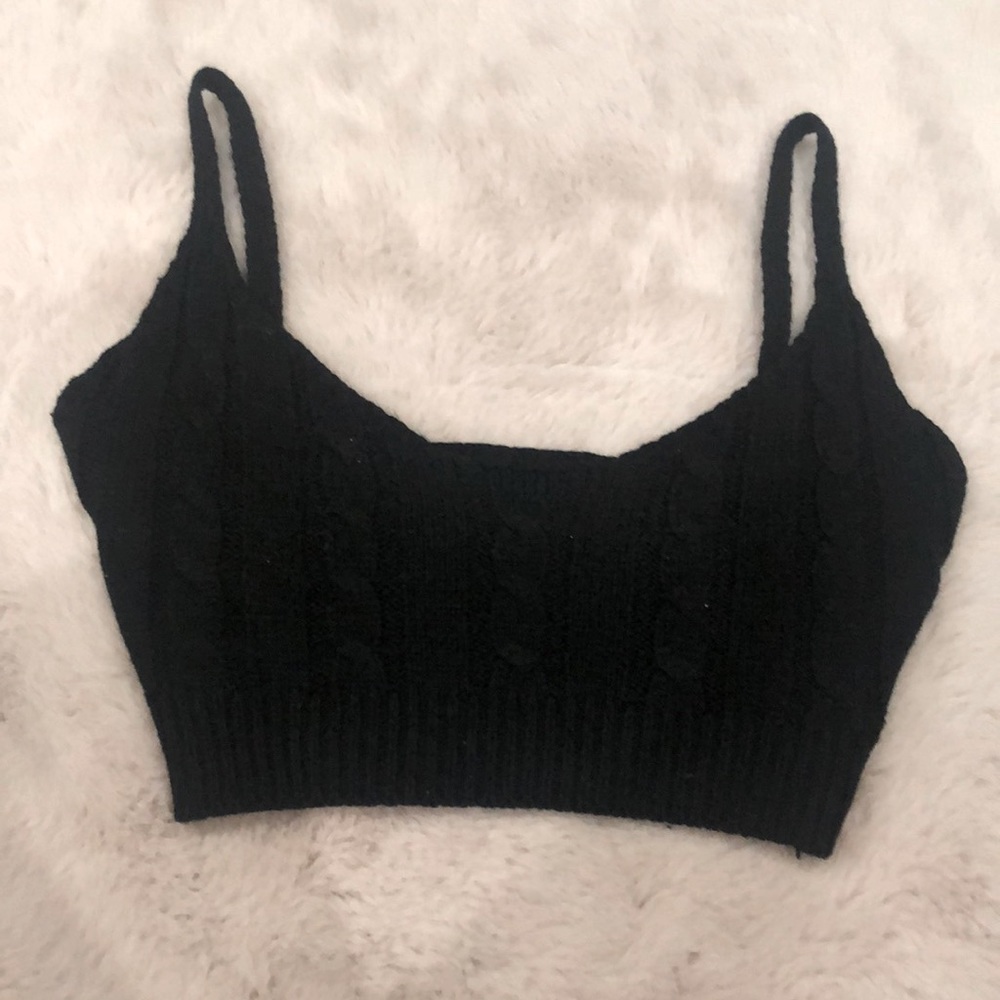 Black knitted top